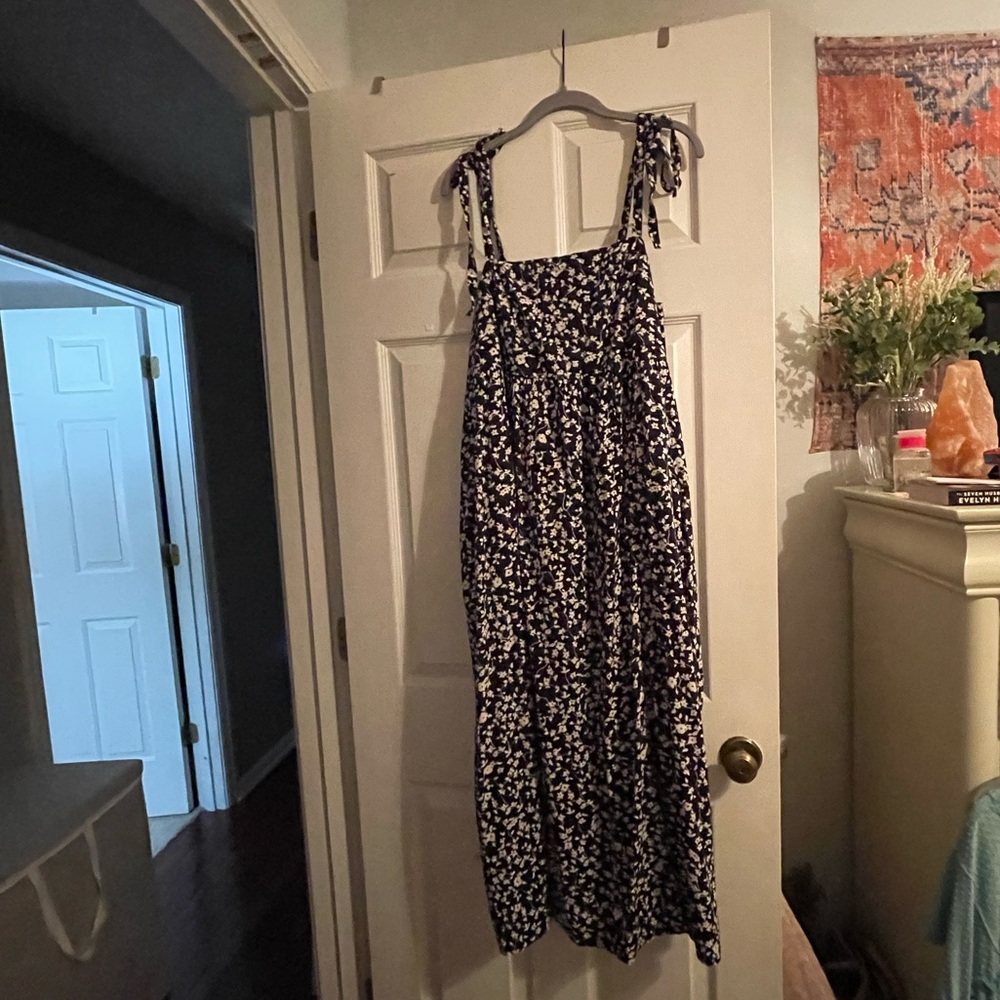 Old Navy Tie-Shoulder Floral-Print Split-Front Midi Swing Dress for Women